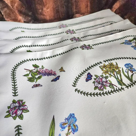 Portmeirion Botanical Garden placements and napkins.4 of each. Never used NWOT - Picture 3 of 14